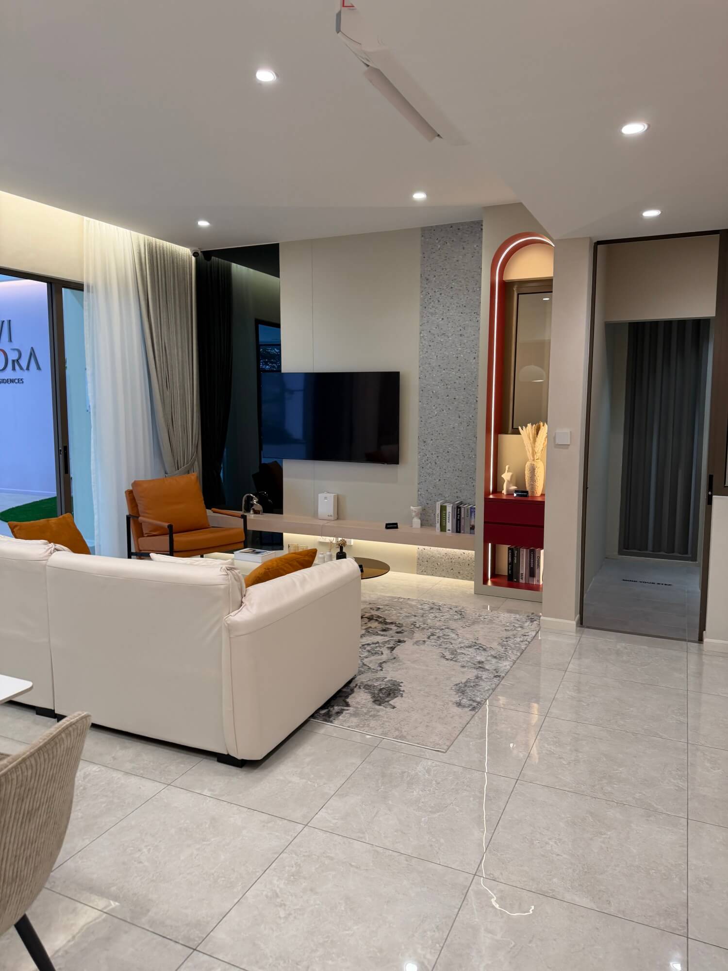 Dwi Aurora Residence Master Bedroom