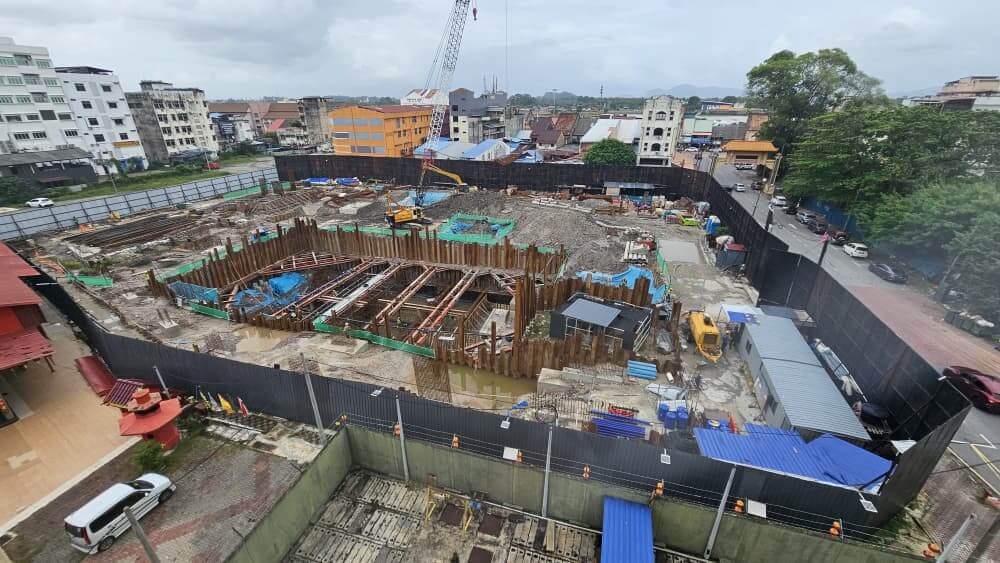 Kemajuan Pembinaan 1