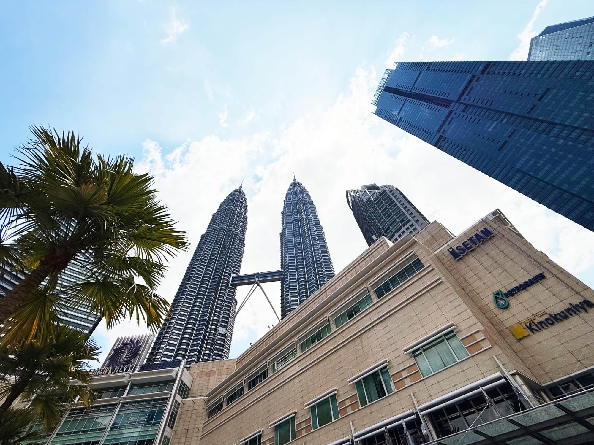 Malaysia MM2H 2026 Guide: Platinum vs Gold vs Silver vs SFZ (Full Comparison)